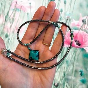 Artisan Elegant Black Hematite  bead with Teal pendant Necklace NWOT